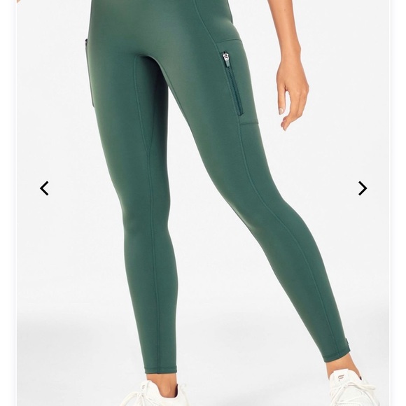 NWT Fabletics Utility Legging - Picture 2 of 6